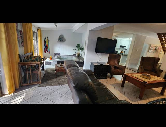 3 BEDROOM DUPLEX FOR SALE IN ARBORETUM
